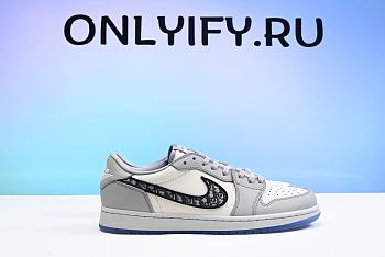 Air Jordan 1 Retro Low Dior CN8608-002