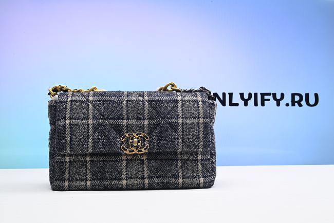 CHANEL 19 MAXI HANDBAG - 1