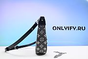 LOUIS VUITTON Denim Monogram Loop Shoulder Bag - 3