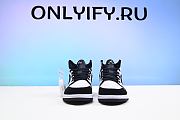 Air Jordan 1 Mid White Black 554724-113 - 4