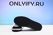 Air Jordan 1 Mid White Black 554724-113 - 3