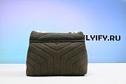 Saint Laurent Loulou crossbody bag Never worn Green, Suede 33051444 - 3