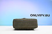 Saint Laurent Loulou crossbody bag Never worn Green, Suede 33051444 - 5