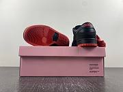Nike SB Dunk Low Black Pigeon 883232-008 - 5