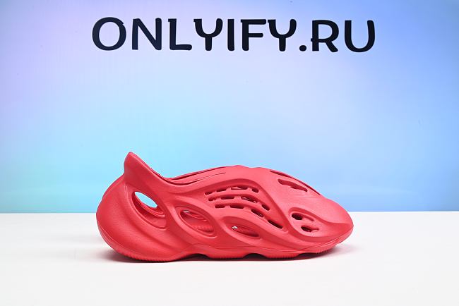 Adidas Yeezy Foam RNNR Vermillion GW3355 - 1