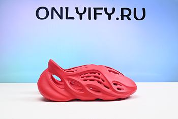 Adidas Yeezy Foam RNNR Vermillion GW3355