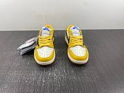 Air Jordan 1 Retro Low OG SP Travis Scott Canary DZ4137-700 - 2