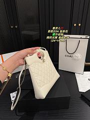 Chanel 31 Nano Whits Bag 24cm x 19cm - 3