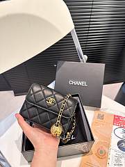 Classic Black Lambskin Pearl Crush Card Holder Belt Bag 12cm x 10 cm - 4