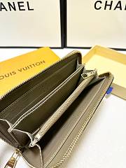 LV Zippy Wallet Turtledove Monogram Empreinte Beige 19cm x 10cm - 4