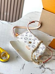 Louis Vuitton Wallet on Chain Ivy M83499 22cm x 12cm - 4