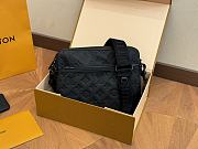 Louis Vuitton Duo Messenger ‘Black’ Bag M69827 25cm x 18.5cm x 7cm - 3