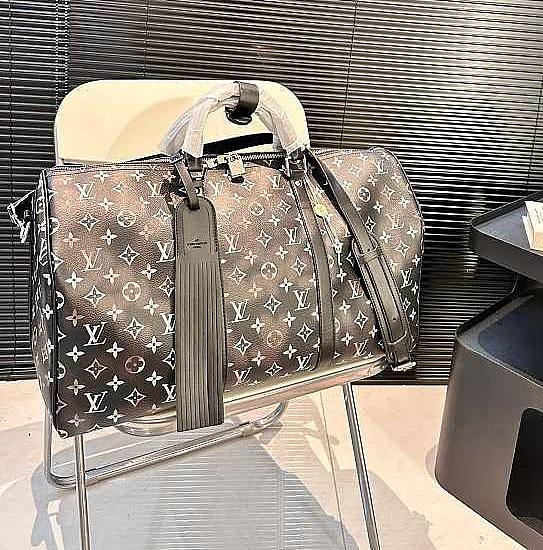 Louis Vuitton Duffle Bag Black 50cm x 29cm - 1
