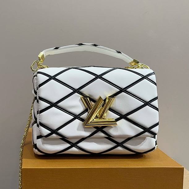 Louis Vuitton GO-14 MM bag M22890 22cm x 16cm  - 1