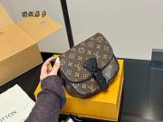 Louis Vuitton Montsouris Messenger PM M47060 20cm x 16cm  - 5