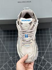 Balenciaga Runner Sneaker in Taupe/blue 772767W3RNY2240 - 2