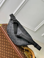 LOUIS VUITTON Discovery Bumbag PM 44 x 15 x 9 cm - 6