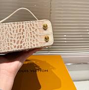 Louis vuitton  Capucines bag 20cm x 13cm - 2