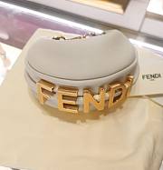 Fendi by Marc Jacobs Fendigraphy Small White Leather Bag 8BR798A5DYF1HEL 20 cm x 13 cm x 7.5 cm - 2