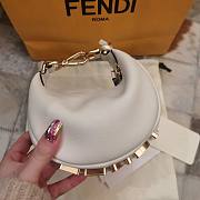Fendi by Marc Jacobs Fendigraphy Small White Leather Bag 8BR798A5DYF1HEL 20 cm x 13 cm x 7.5 cm - 4