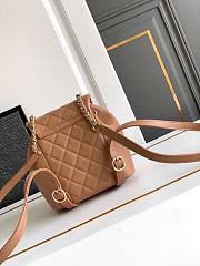 Chanel 23SS Duma Caviar DS Backpack Light Brown 18cm x 18cm x 12cm - 4