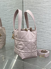 Small Dior Toujours Vertical Tote Bag Pale Pink Macrocannage Calfskin 18cm x 18cm x 12 cm - 2