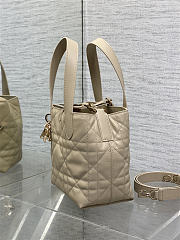 Small Dior Toujours Vertical Tote Bag Powder Beige Macrocannage Calfskin 18cm x 18cm x 12 cm - 2