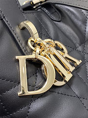 Small Dior Toujours Vertical Tote Bag Black Macrocannage Calfskin 18cm x 18cm x 12 cm - 5
