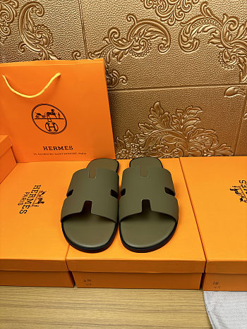 Hermes slide olive 