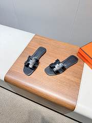 Hermès Oran Sandals – Black Calfskin Leather “H” Slides - 4