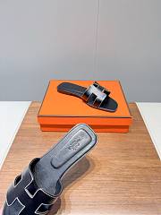 Hermès Oran Sandals – Black Calfskin Leather “H” Slides - 5