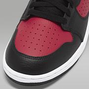 Air Jordan 1 Mid 