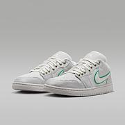 Air Jordan 1 Low SE “Light Smoke Grey” (IH3369‑077) - 5