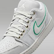 Air Jordan 1 Low SE “Light Smoke Grey” (IH3369‑077) - 3