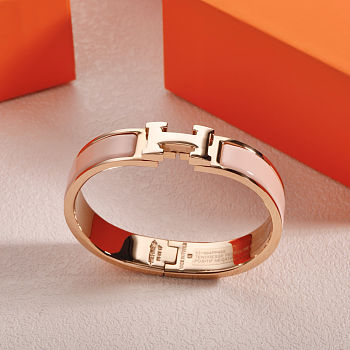 Hermès Clic H Bracelet – Enamel & Gold-Plated Palladium Hardware