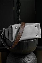 Louis Vuitton CarryAll Cargo Vibe PM Bag – Grey Calfskin Leather - 3