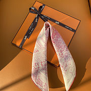 Hermès Les Jardins sur le Toit Scarf – Pink Silk Twill 90X90 - 5