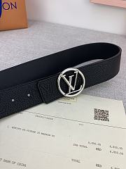 Louis Vuitton Circle LV Buckle Belt – Black Embossed Leather - 6