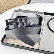 Balenciaga 'B' Buckle Leather Belt in Textured Calfskin - 5