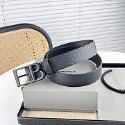 Balenciaga 'B' Buckle Leather Belt in Textured Calfskin - 6
