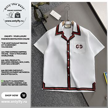 Gucci White Short Sleeve Shirt with Red-Green Trim and GG Pocket Embroidery