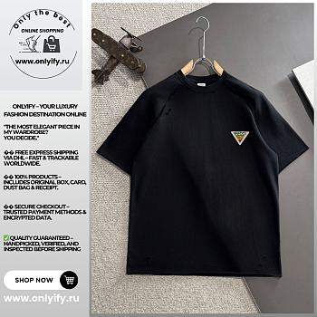 Black Minimalist GUCCI-Inspired T-Shirt with Triangle Chest Logo