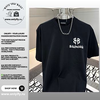 Black Balenciaga-Inspired T-Shirt with Embroidered BB Logo and Chain Accent