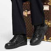 Louis Vuitton Trainer Sneaker “Triple Black” 1AHDBJ - 6