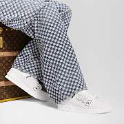Louis Vuitton Trainer Sneaker “White Patch Crystal” 1AIKR9 - 5