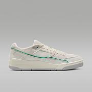 Jordan Flight Court SE “Sail/Green Glow” IH3365-030 - 2