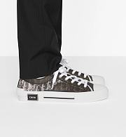 Dior B23 Low-Top Sneaker in Black and White Dior Oblique Canvas – 3SN249YJP_H961 - 3