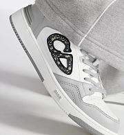 Dior B30 Sneaker in Gray and White Smooth Calfskin with Beige and Black Dior Oblique Jacquard – 3SN318ZXU_H860 - 4