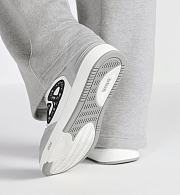 Dior B30 Sneaker in Gray and White Smooth Calfskin with Beige and Black Dior Oblique Jacquard – 3SN318ZXU_H860 - 2