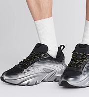 Dior B30 Sneaker in Gradient Black and Silver-Tone Mesh and Technical Fabric – 3SN306ZQE_H950 - 3